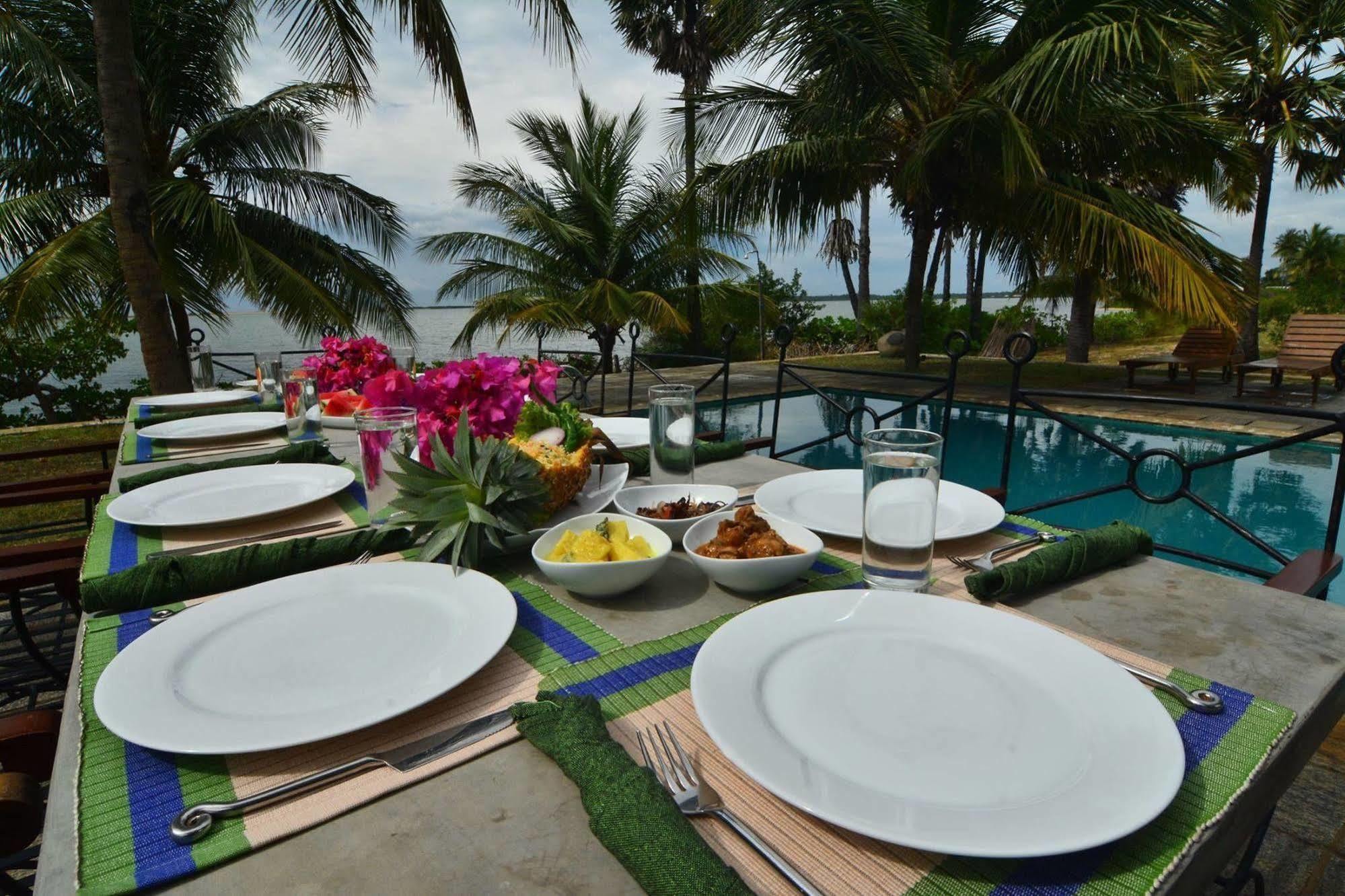 Villa Sethawadi Hotel And Kitesurf Centre Kalpitiya Exterior foto